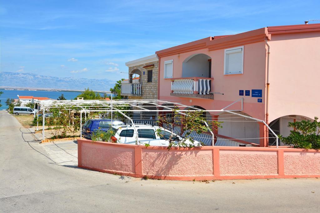 Apartments Sandra Vir Exterior photo