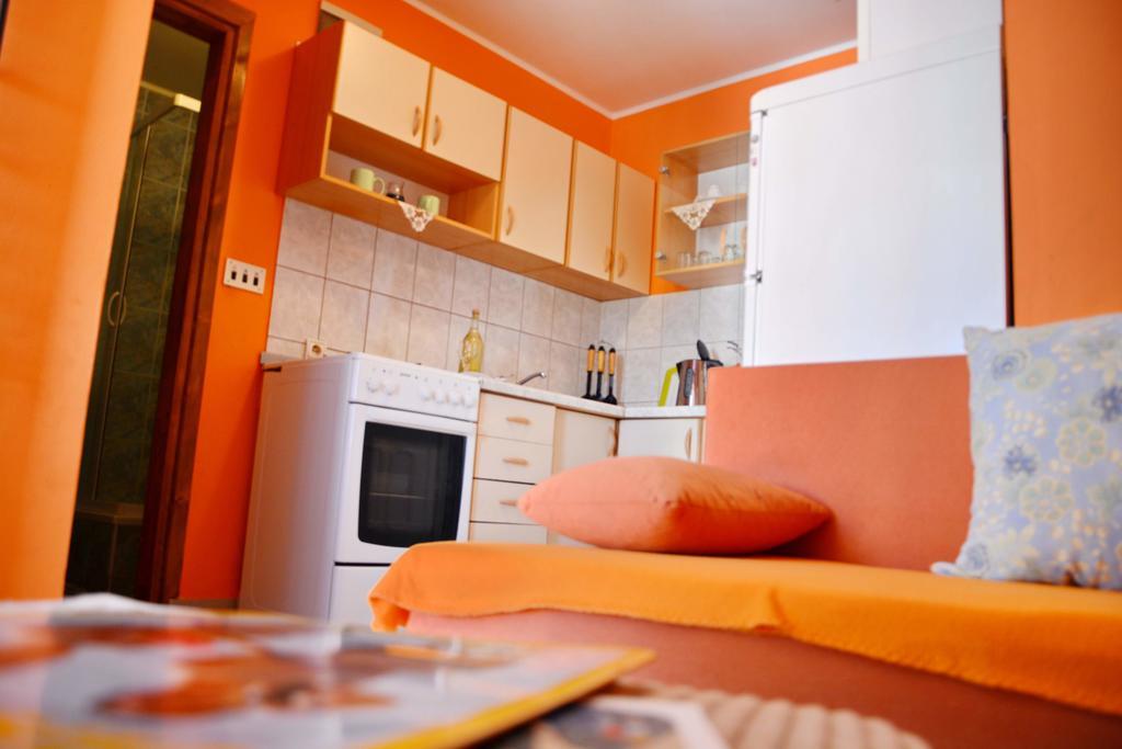 Apartments Sandra Vir Exterior photo