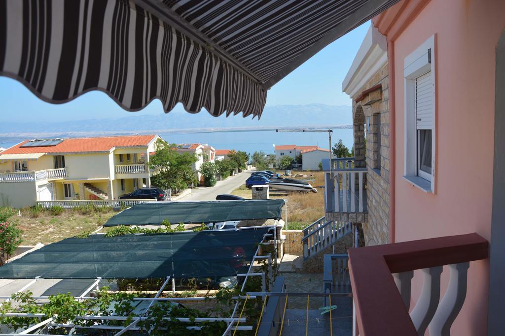Apartments Sandra Vir Exterior photo